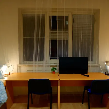 Hostel Turgenevova - Olomoucka A Parkovani *