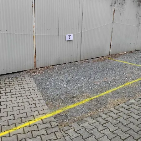 Ostello Turgenevova - Olomoucka A Parkovani Brno